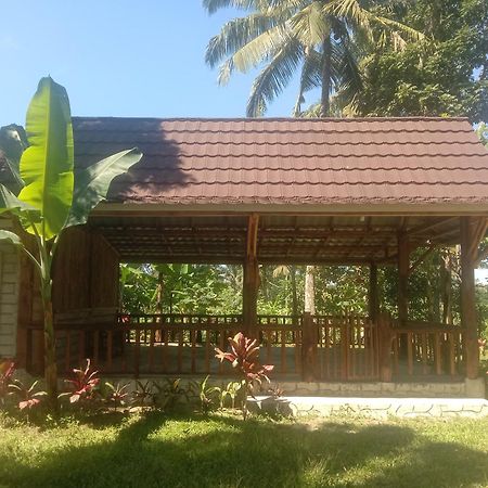 Banana Bungalows Tetebatu Exteriör bild